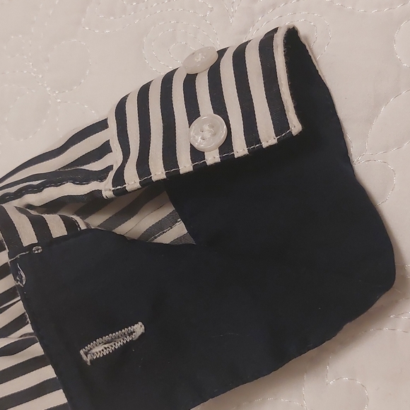 °•Navy + white pin striped blouse•° - Picture 6 of 7